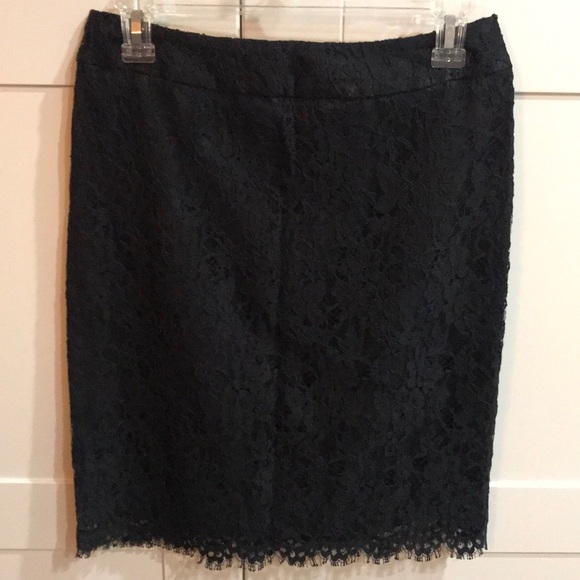 New Banana republic black lace pencil skirt - Picture 1 of 4